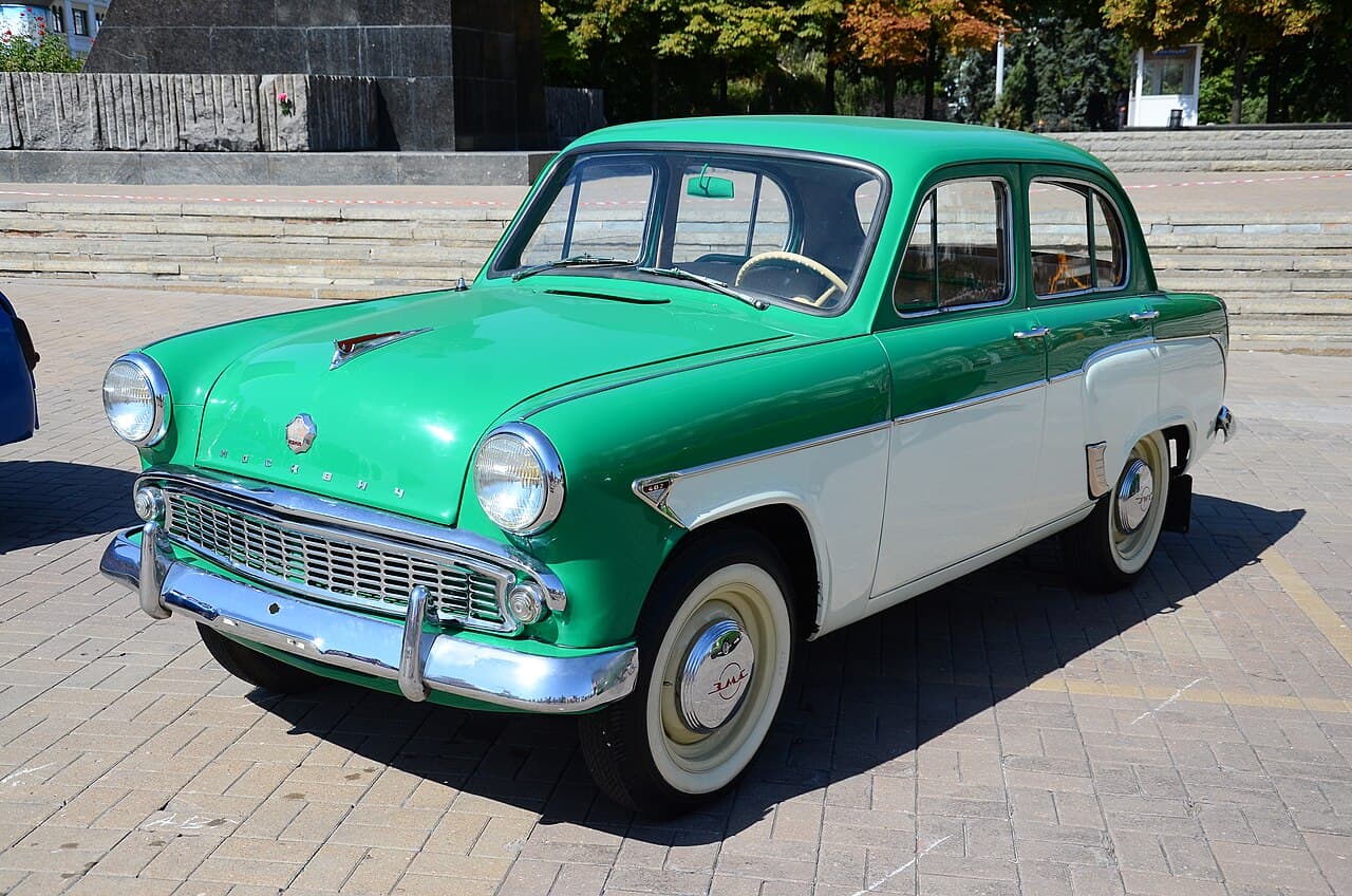 Москвич-402